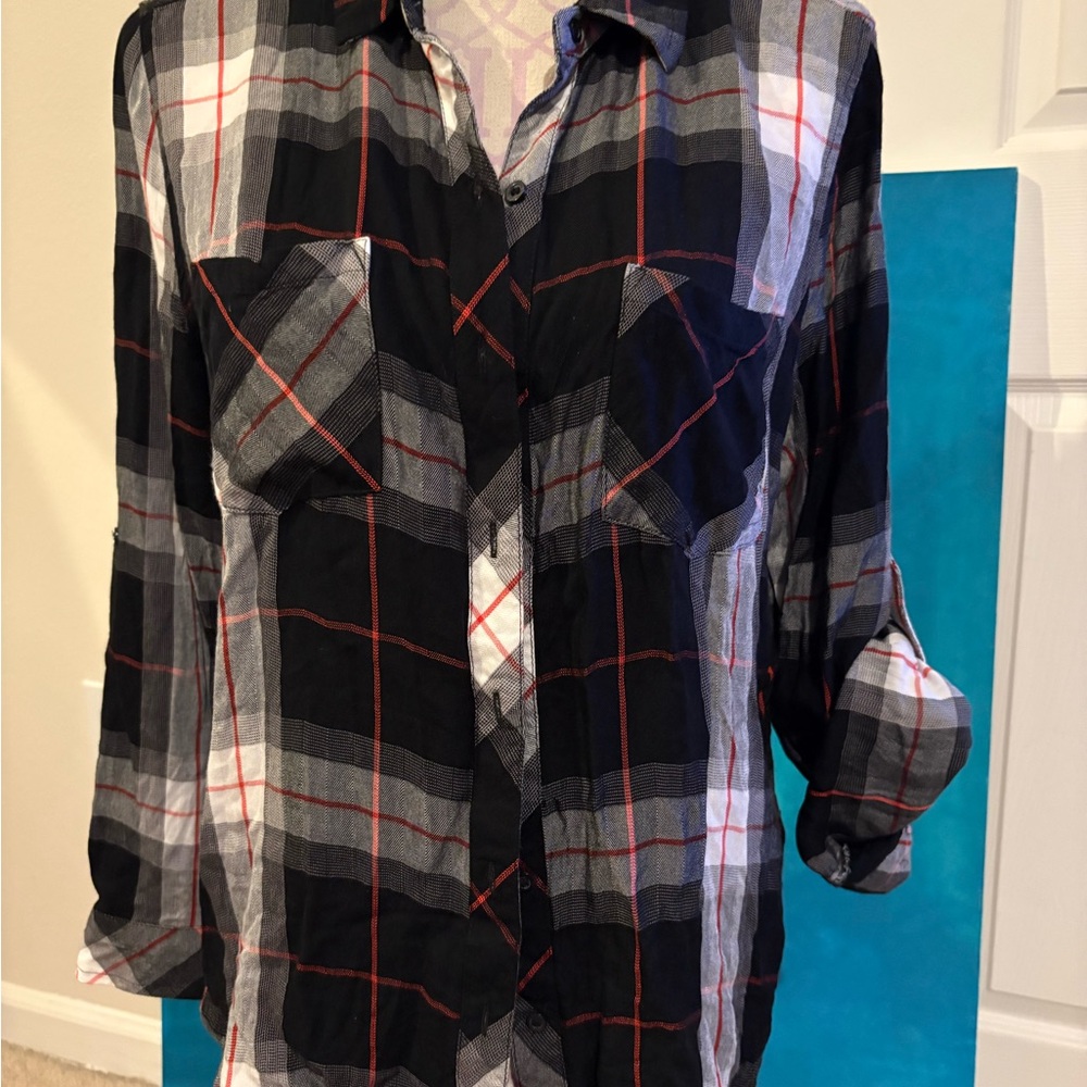 a.n.a Women's Black Gray Red White Plaid Flannel Button Down Shirt